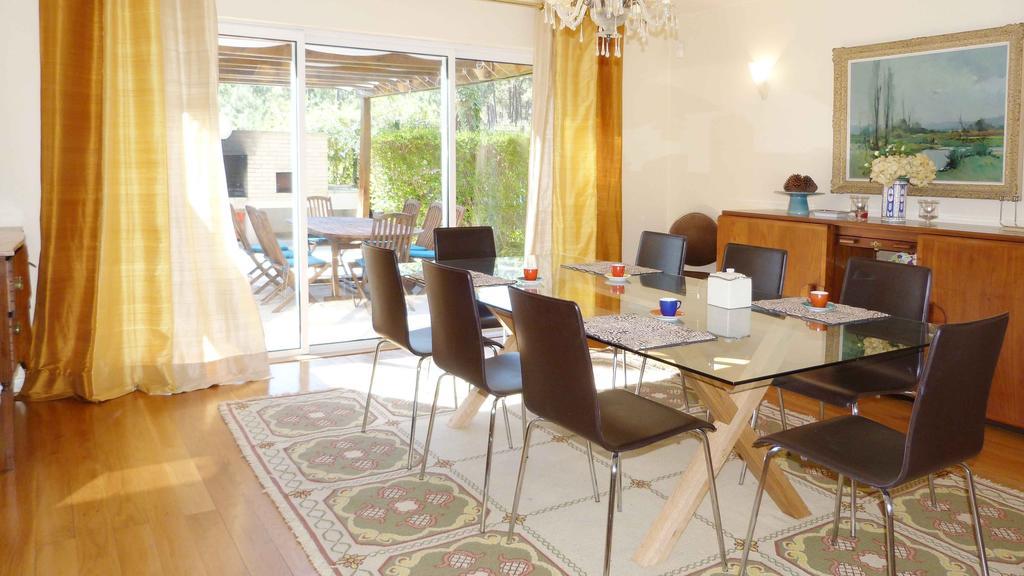 Aroeira Villa Near Lisbon- Daydream Pt Charneca  Bilik gambar