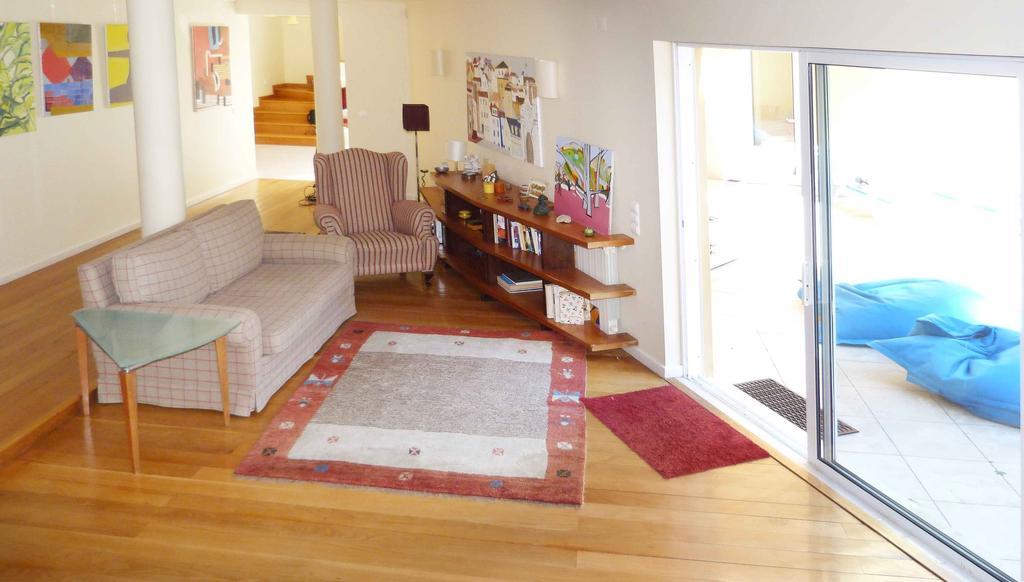 Aroeira Villa Near Lisbon- Daydream Pt Charneca  Bilik gambar